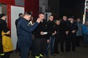 OSP Szynkielów ma nowy wóz strażacki. Witano go racami i fajerwerkami